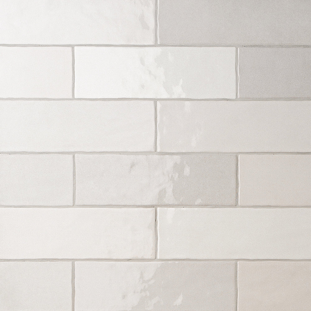 Zellige 2.5 "x 8" Blanco Ceramic Glossy Tile
