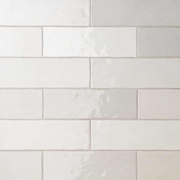 Zellige 2.5 "x 8" Blanco Ceramic Glossy Tile