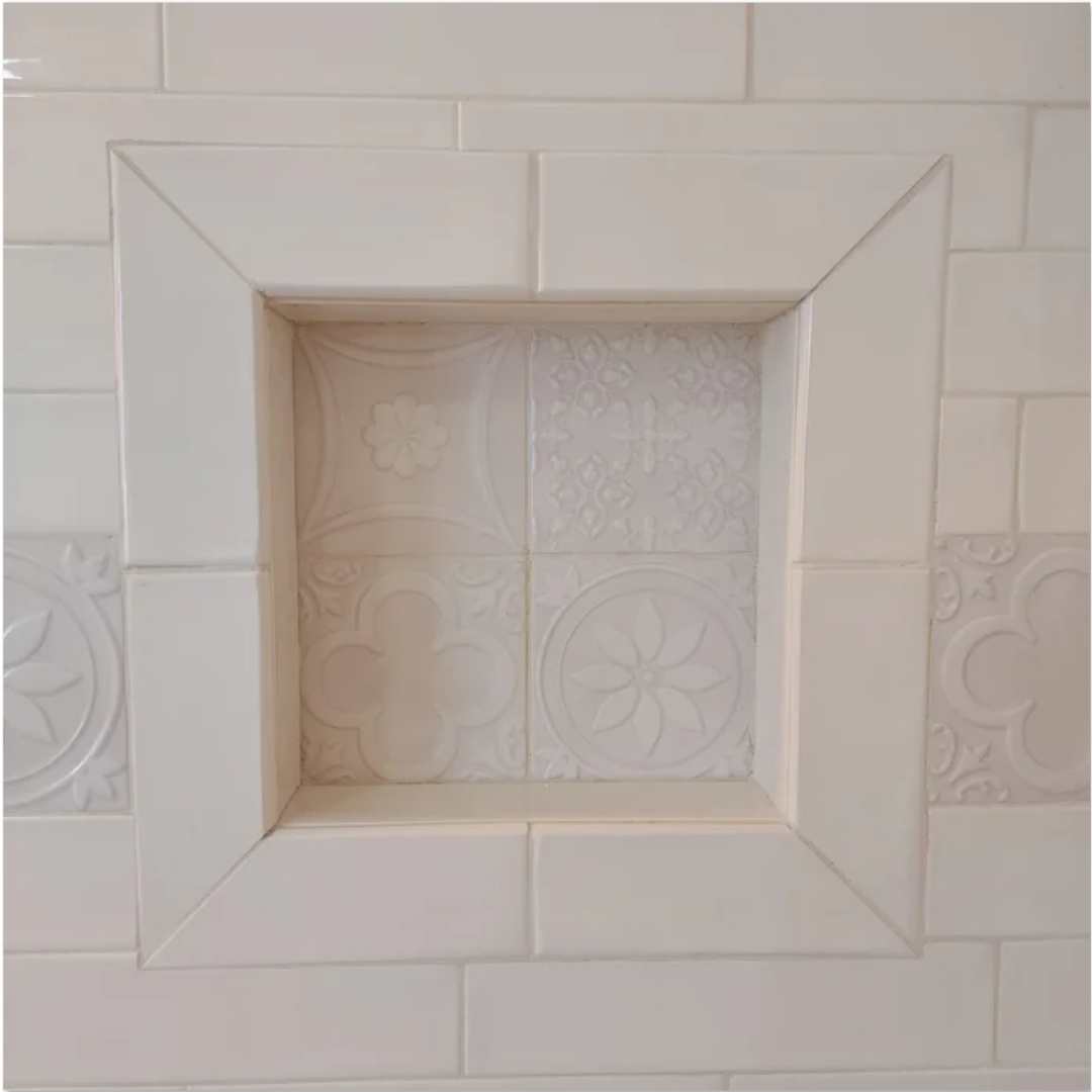 Coat of Arms 6" x 6" Ceramic Patterned Tile