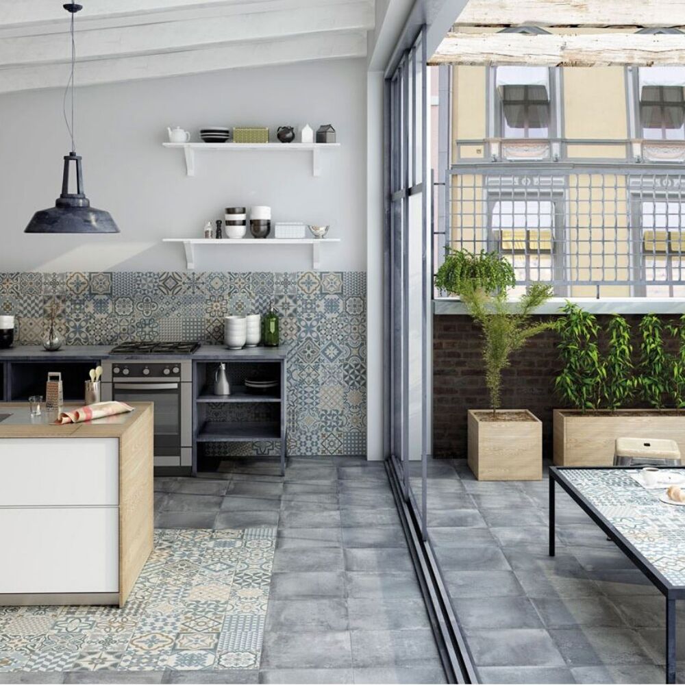 Driftwood 13" x 13" Gris Porcelain Matte Tile