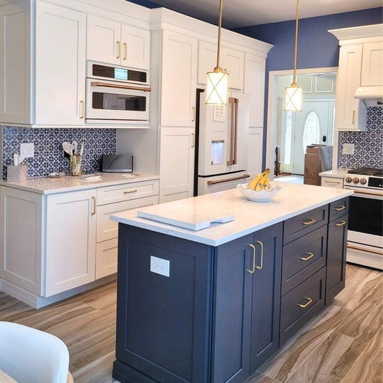 Phlox 8" x 8" Blue Porcelain Matte and Shiny Tile